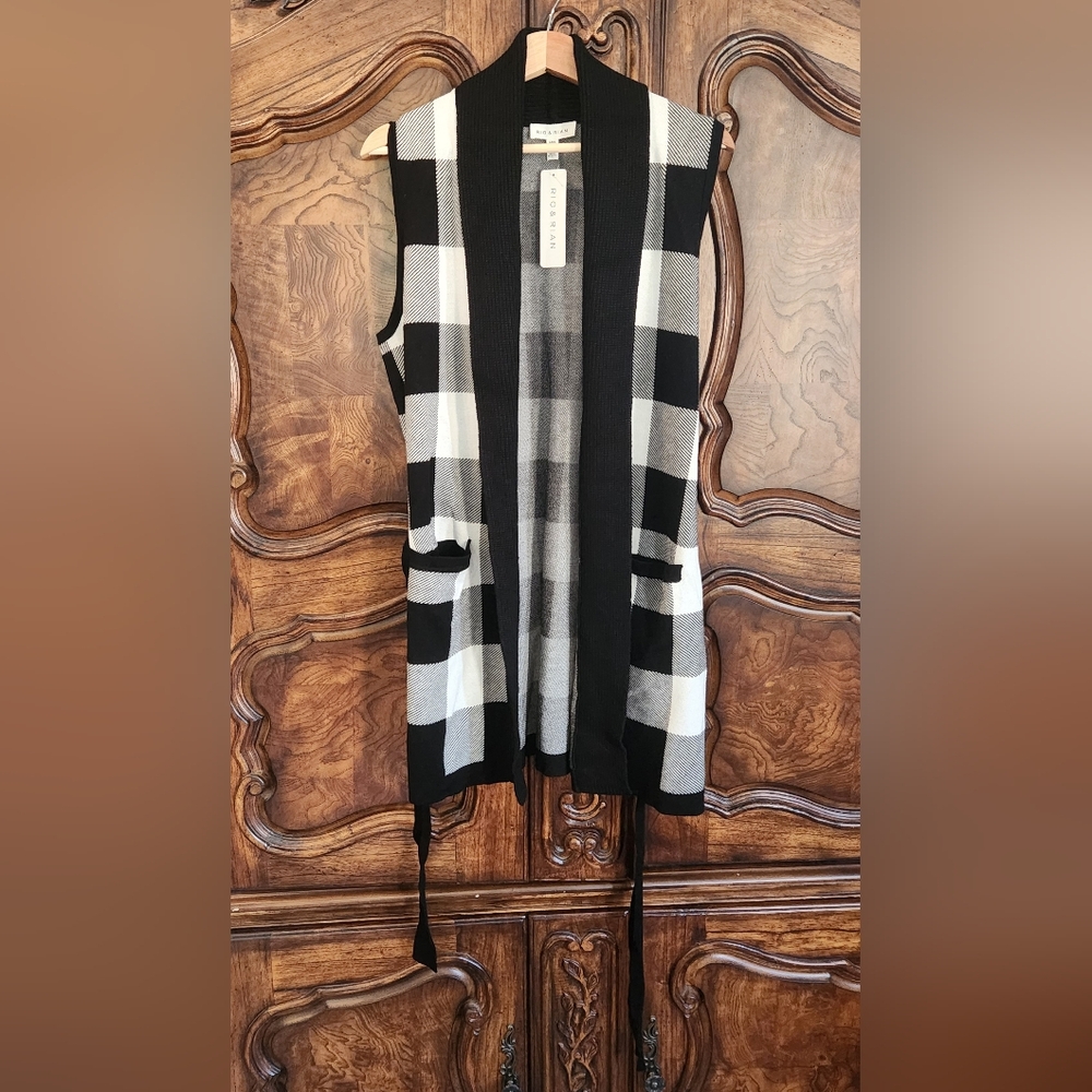 NWT Premise Large Black and White Plaid Sleeveless Cardigan With Belt & Collar